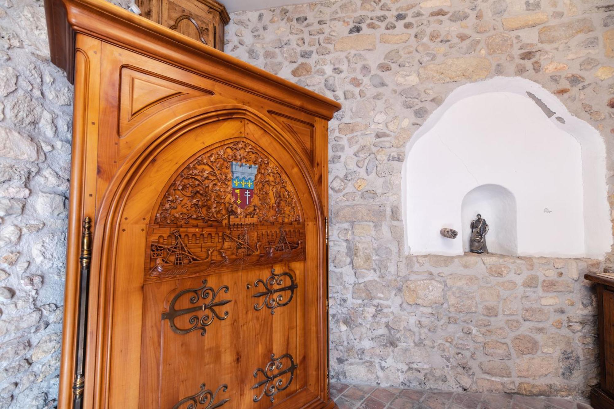 Studio Dans L'Eglise Du Couvent Narbonne Extérieur photo